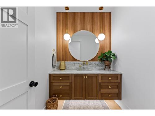 5631 Upper Mission Court, Kelowna, BC 