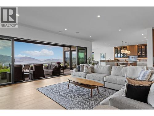 5631 Upper Mission Court, Kelowna, BC 