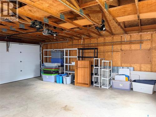 203 4Th Avenue E, Assiniboia, SK 