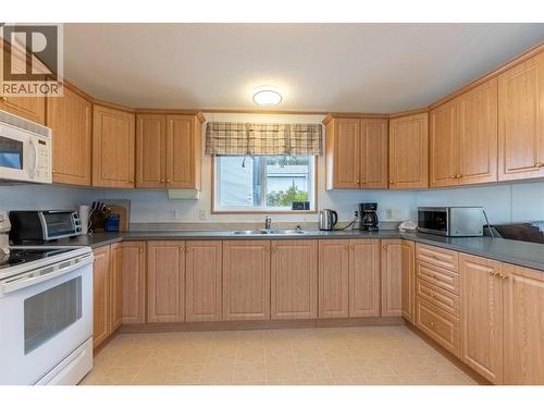 11 Topaz Crescent, Logan Lake, BC 
