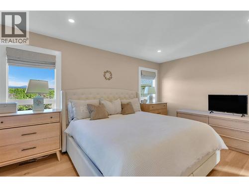 2245 Thacker Drive, West Kelowna, BC 