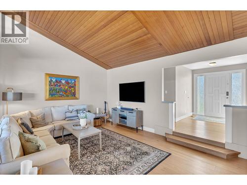 2245 Thacker Drive, West Kelowna, BC 