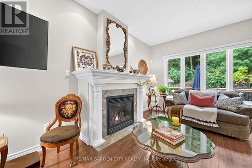 18 Heathcote Court, Grimsby, ON 