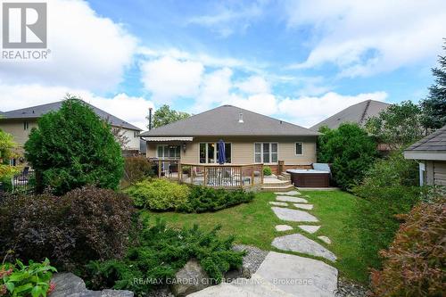 18 Heathcote Court, Grimsby, ON 