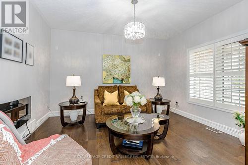 Hardwood Floors - 48 Rayburn Meadows Road, East Garafraxa, ON 