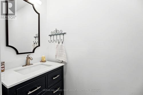 862 Boxworth Place, Pickering, ON 