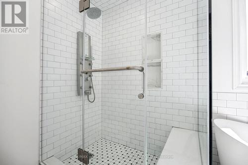 862 Boxworth Place, Pickering, ON 