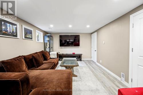 862 Boxworth Place, Pickering, ON 