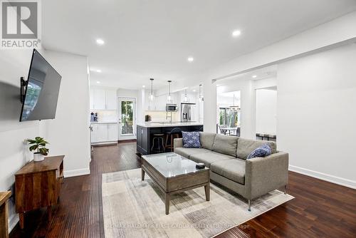 862 Boxworth Place, Pickering, ON 