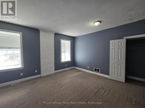 207 - 54 KING STREET E , Clarington (Bowmanville), Ontario L1C 1N3 5