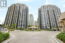 800 - 18 HOLLYWOOD AVENUE Toronto, ON M2N 6P5