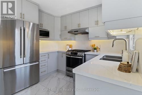Thoughtfully renovated with practical payout - 6653 Opera Glass Crescent, Mississauga, ON 