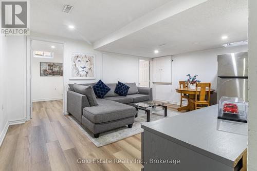 6653 Opera Glass Crescent, Mississauga, ON 