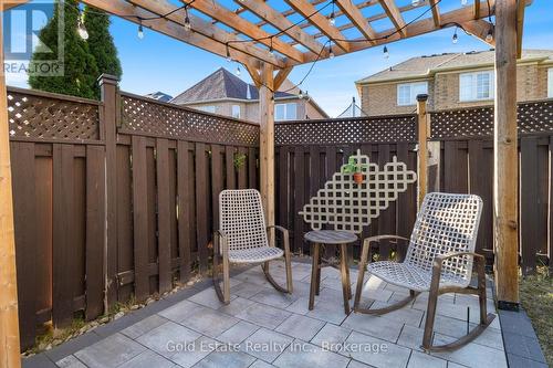 Pergola with power outlet for outdoor lovers - 6653 Opera Glass Crescent, Mississauga, ON 