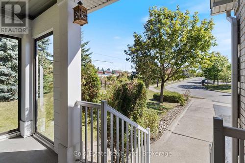 Cottage like feeling within city - 6653 Opera Glass Crescent, Mississauga, ON 