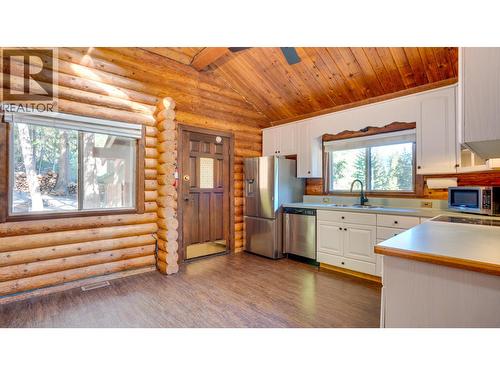 2452 Forest Drive, Blind Bay, BC 