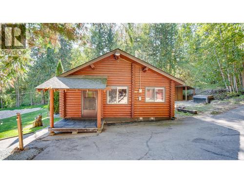 2452 Forest Drive, Blind Bay, BC 