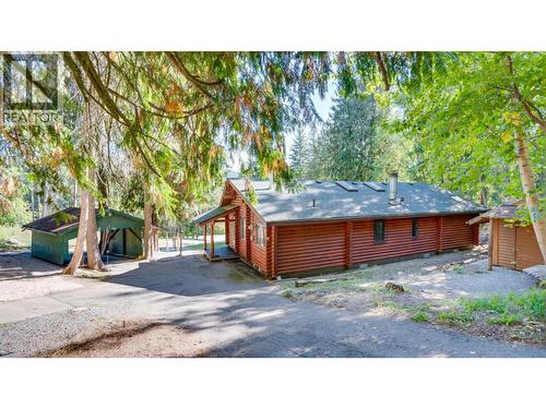 2452 Forest Drive, Blind Bay, BC 