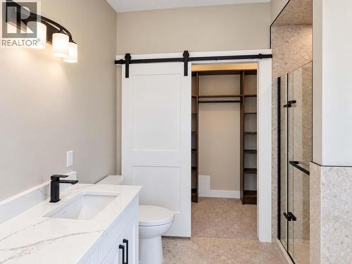 1741 9Th Street Se, Salmon Arm, BC 