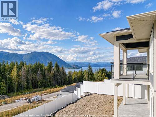1741 9Th Street Se, Salmon Arm, BC 