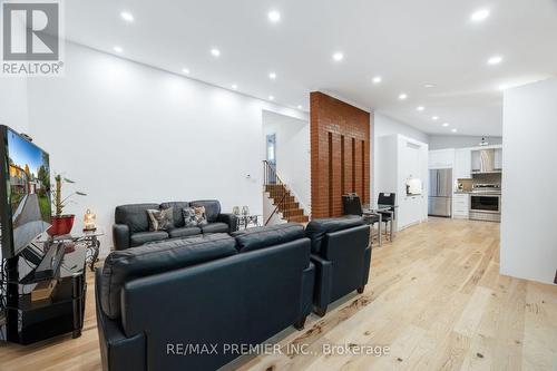 9 Adeline Court, Toronto, ON 