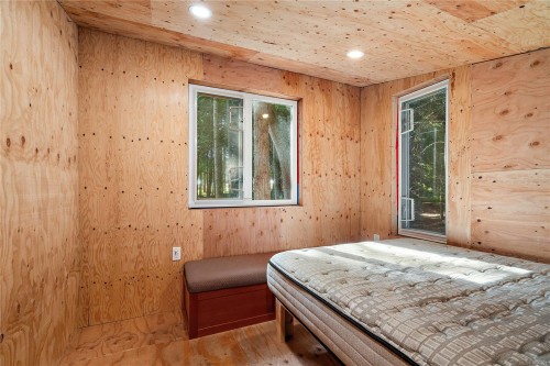 377 Evergreen Lane, Sidney Island, BC 