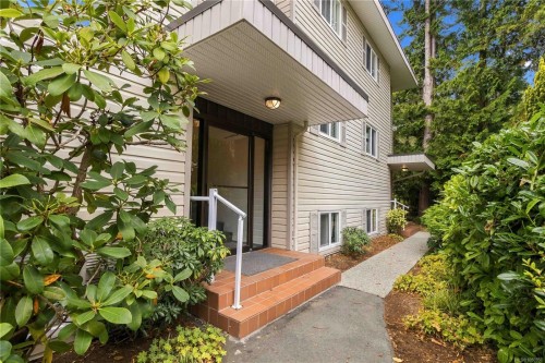 #9-1986 Glenidle Rd, Sooke, BC 