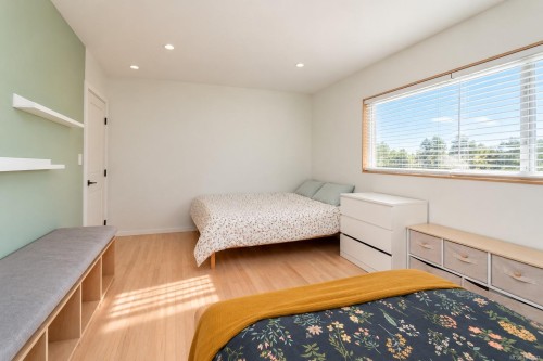 2105 Straitsview Rd, Central Saanich, BC 