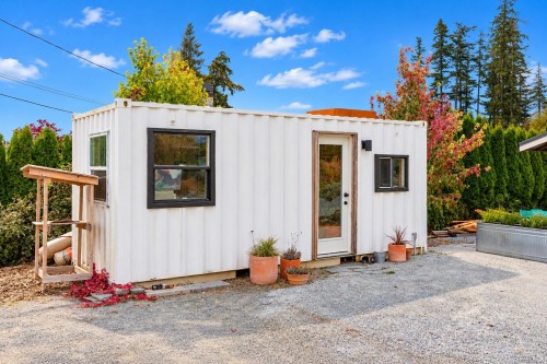 2105 Straitsview Rd, Central Saanich, BC 