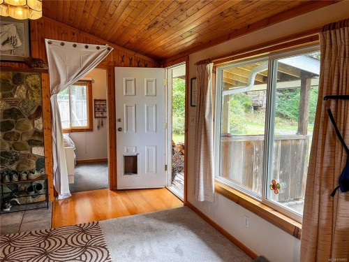 2243 Fearon Rd, Campbell River, BC 