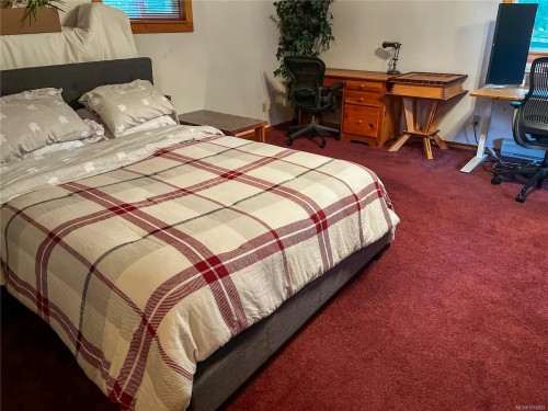 2243 Fearon Rd, Campbell River, BC 
