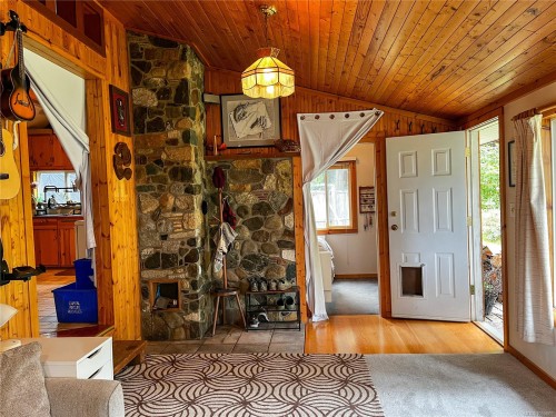 2243 Fearon Rd, Campbell River, BC 