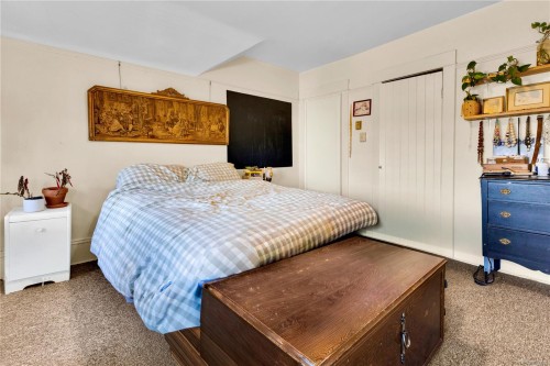 2726 Prior St, Victoria, BC 