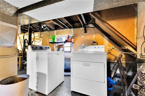 2726 Prior St, Victoria, BC 