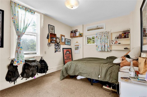 2726 Prior St, Victoria, BC 
