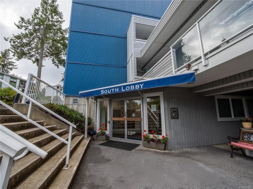 #303-2560 Departure Bay Rd, Nanaimo, BC 