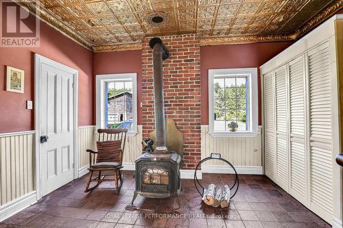 8253 Russell Road, Ottawa, ON 
