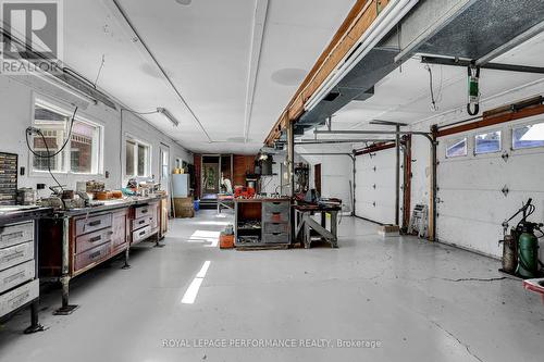 8253 Russell Road, Ottawa, ON 