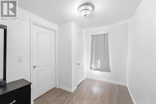 6525 Oneil Street, Niagara Falls (Stamford), ON 