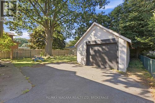 6525 Oneil Street, Niagara Falls (Stamford), ON 