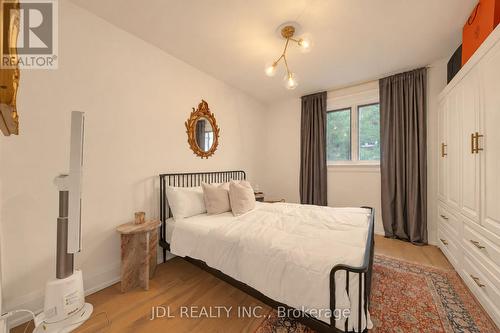 379 Scarborough Road, Toronto, ON 