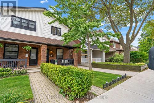 379 Scarborough Road, Toronto, ON 