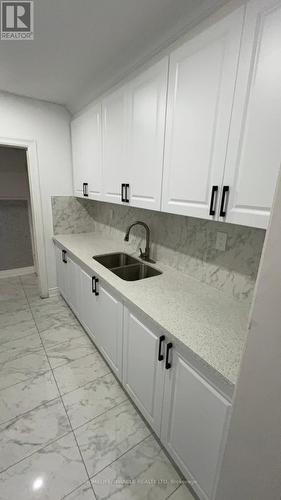 213 QUEEN STREET W , Brampton, Ontario L6Y 1M6 2