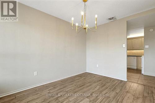 5 - 373 Laurier Avenue E, Ottawa, ON 
