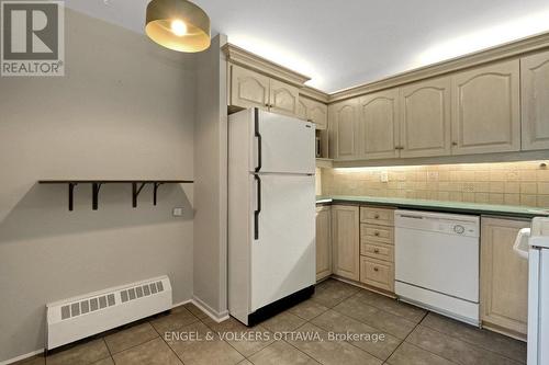 5 - 373 Laurier Avenue E, Ottawa, ON 