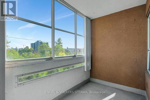 5 - 373 Laurier Avenue E, Ottawa, ON 