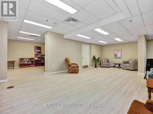 5 - 373 Laurier Avenue E, Ottawa, ON 