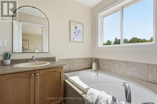 257 Southbrook Drive, Hamilton, ON 