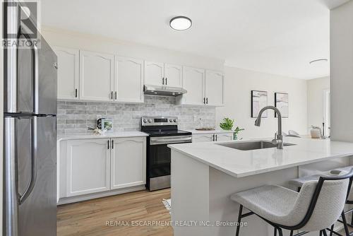 257 Southbrook Drive, Hamilton, ON 