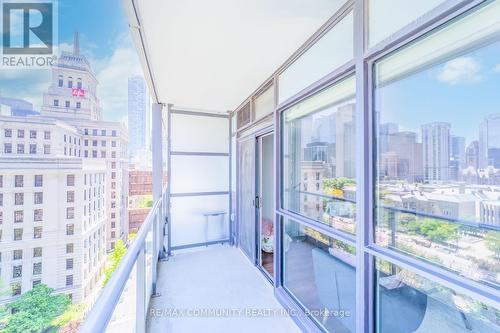 1210 - 210 Simcoe Street, Toronto, ON 